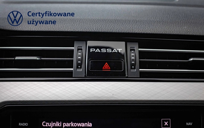 Volkswagen Passat cena 94900 przebieg: 67600, rok produkcji 2021 z Łódź małe 781